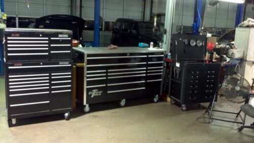 Extreme Tool Boxes 72" 17 Drawer Triple Bay Professional Tool Cabinet photo review